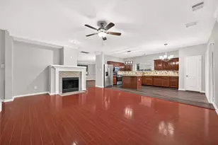 2638 Riverhollow Ln, Sugar Land, TX 77479 - Photo 11