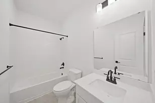 7730 Jade Crst Dr, Angleton, TX 77515 - Photo 33