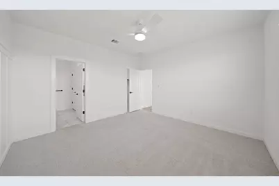 7730 Jade Crest Drive, Angleton, TX 77515 - Photo 15