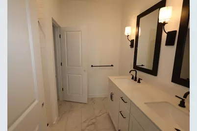 7730 Jade Crest Drive, Angleton, TX 77515 - Photo 7