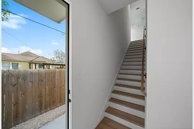 1408 Enid #D, Houston, TX 77055 - Photo 3