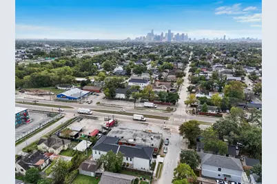 1408 Enid #D, Houston, TX 77055 - Photo 17