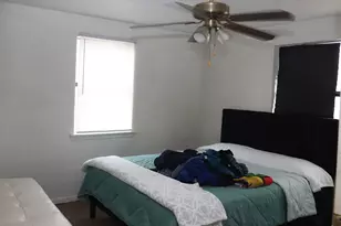 240 S Hillard St, Bellville, TX 77418 - Photo 7