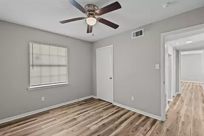 1927 Ave M 1/2 #4, Galveston, TX 77550 - Photo 13