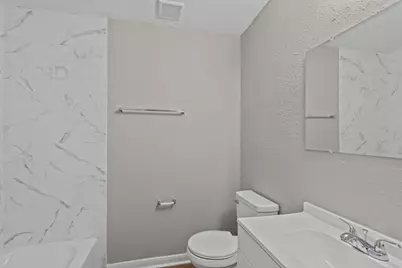 1927 Ave M 1/2 #4, Galveston, TX 77550 - Photo 9