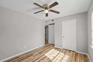 1927 Ave M 1/2, Galveston, TX 77550 - Photo 11