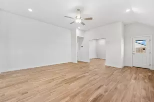 427 Zeus Mountain Dr, Crosby, TX 77532 - Photo 17