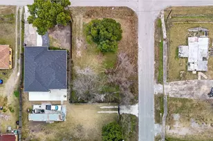 6201 Wipprecht St, Houston, TX 77026 - Photo 9