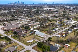 6201 Wipprecht St, Houston, TX 77026 - Photo 13