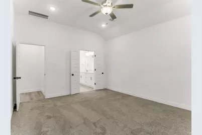 612 Evans Street, Angleton, TX 77515 - Photo 13