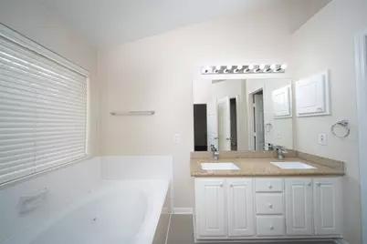 18 Painted Canyon Place, The Woodlands, TX 77381 - Photo 13