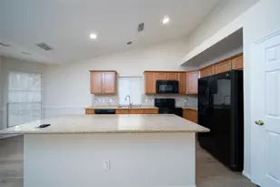 18 Painted Canyon Pl, The Woodlands, TX 77381 - Photo 9
