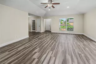 7907 Chancel Dr, Houston, TX 77071 - Photo 9