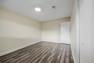 7907 Chancel Drive, Houston, TX 77071 - Photo 29