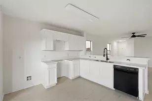 10307 Dawson Hill Lane, Houston, TX 77044 - Photo 11