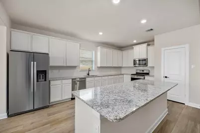 2921 Fair Wind Lane, Texas City, TX 77510 - Photo 3