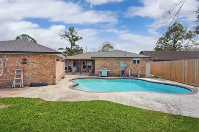 5206 Abercreek Avenue, Friendswood, TX 77546 - Photo 1