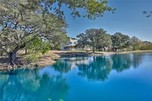 820 Candlelight Cir, Brenham, TX 77833 - Photo 43