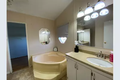 14461 Elmore Drive, Willis, TX 77318 - Photo 15