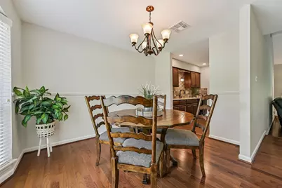 512 Castlelake Drive, Friendswood, TX 77546 - Photo 7