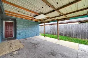 7022 Goldspier St, Houston, TX 77088 - Photo 25