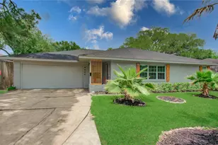 4522 Willowbend Blvd, Houston, TX 77035 - Photo 1