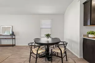 8004 Front Nine Ln, Navasota, TX 77868 - Photo 7