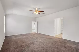 8004 Front Nine Ln, Navasota, TX 77868 - Photo 11