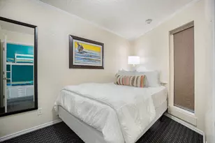 6102 Seawall Blvd, Galveston, TX 77551 - Photo 3