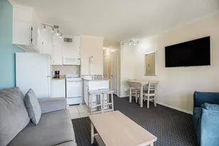 6102 Seawall Blvd, Galveston, TX 77551 - Photo 11