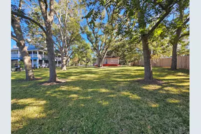 603 Landrum Avenue, League City, TX 77573 - Photo 15