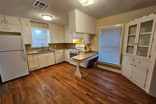 603 Landrum Ave, League City, TX 77573 - Photo 5