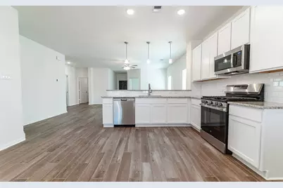 10656 Altitude Way, Conroe, TX 77303 - Photo 9