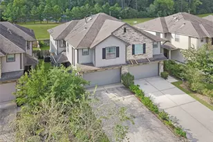 211 Bloomhill Pl, The Woodlands, TX 77354 - Photo 25