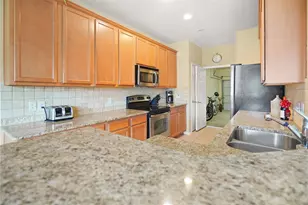 211 Bloomhill Pl, The Woodlands, TX 77354 - Photo 11