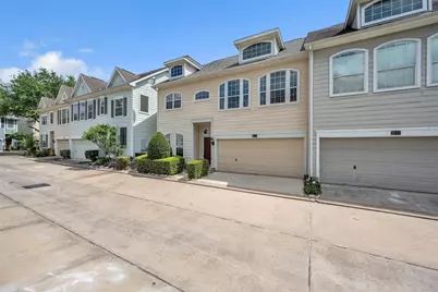 2614 Shady Acres Court, Houston, TX 77008 - Photo 39