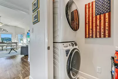 13414 Binnacle Way, Galveston, TX 77554 - Photo 23