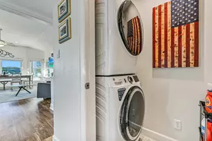 13414 Binnacle Way, Galveston, TX 77554 - Photo 23