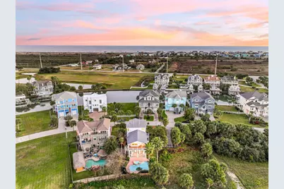 13414 Binnacle Way, Galveston, TX 77554 - Photo 47