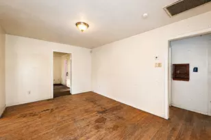 7417 W Knoll St, Houston, TX 77028 - Photo 3