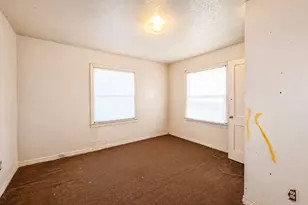 7417 W Knoll St, Houston, TX 77028 - Photo 7