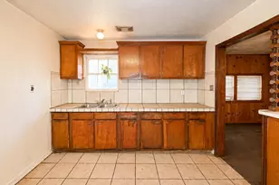 7417 W Knoll St, Houston, TX 77028 - Photo 5