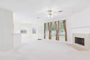 4702 Rolling View Ct, Houston, TX 77345 - Photo 11