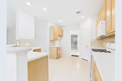 4702 Rolling View Court, Houston, TX 77345 - Photo 9