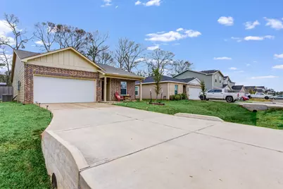 15560 Briar Forest Drive, Conroe, TX 77306 - Photo 3