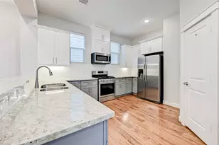 705 Link Rd, Houston, TX 77009 - Photo 9