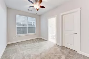 705 Link Rd, Houston, TX 77009 - Photo 5