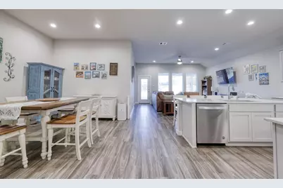 10026 Angelina Woods Lane, Conroe, TX 77384 - Photo 3