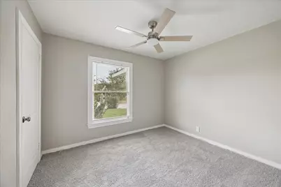 613 Winding Way Street, Lake Jackson, TX 77566 - Photo 7