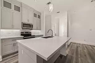 867 Lonnie Ln, Houston, TX 77091 - Photo 7